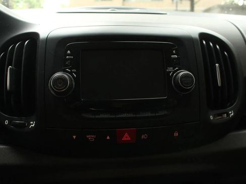 Used 2015 FIAT 500L Trekking FWD image 34