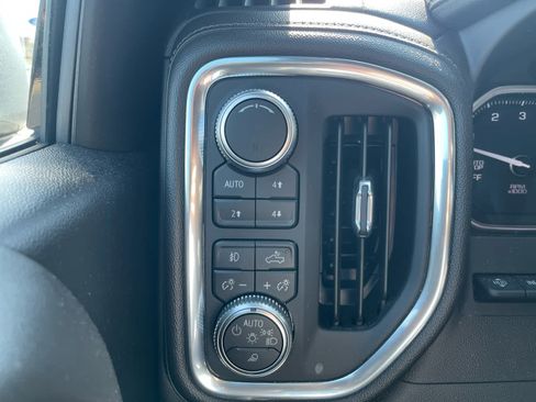 Used 2019 GMC Sierra 1500 Denali w/ Technology Package AWD/4WD image 11