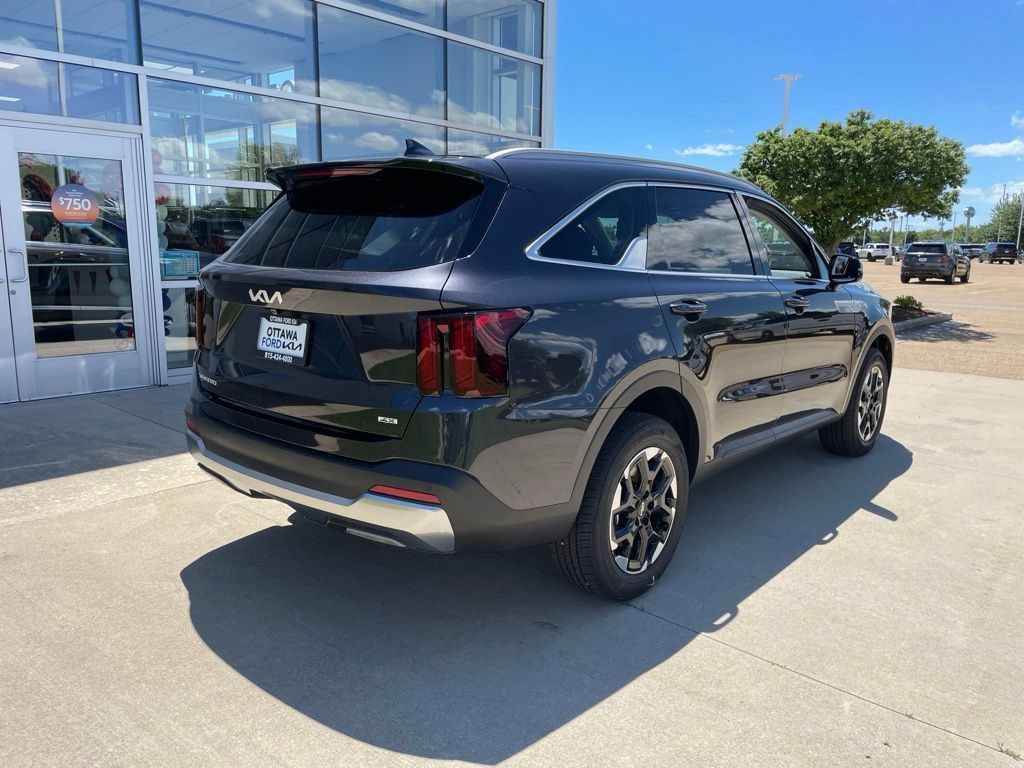 New 2026 Kia Sorento S AWD/4WD image 5