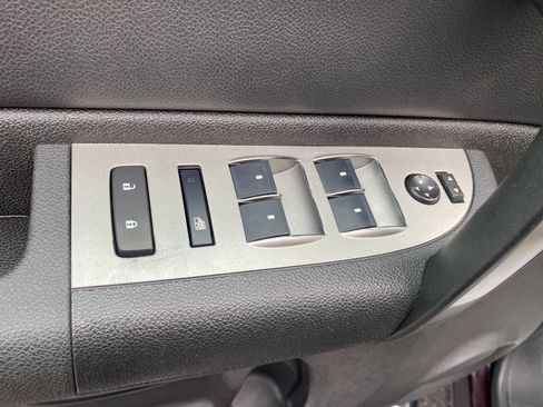 Used 2008 Chevrolet Silverado 1500 LT w/ Suspension Package, Off-Road image 12