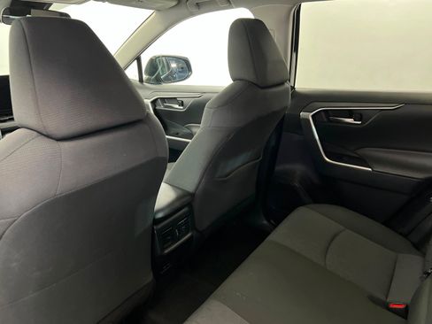 Certified 2025 Toyota RAV4 XLE image 19