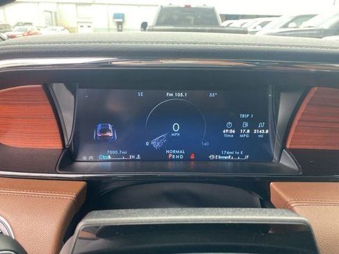 Used 2024 Lincoln Navigator L Reserve image 14