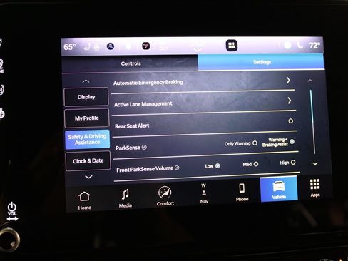 Used 2024 Jeep Wagoneer Series II w/ Flexible Seating Group RWD image 27