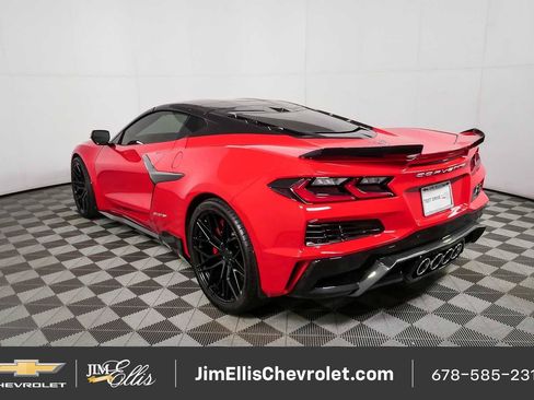 Used 2024 Chevrolet Corvette Z06 w/ Chrome Exterior Badge Package RWD image 24