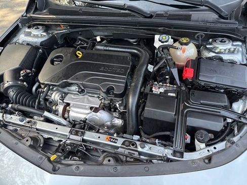 Used 2024 Chevrolet Malibu LT FWD image 33