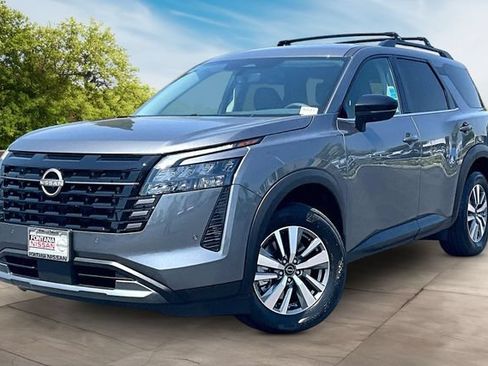 New 2026 Nissan Pathfinder SL w/ Cargo Package FWD image 2