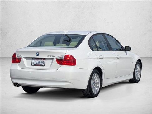 Used 2006 BMW 325i Sedan image 5