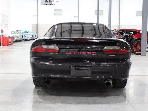 Used 1995 Chevrolet Camaro Z28 RWD image 23