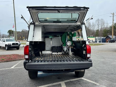 Used 2023 Toyota Tacoma SR image 43