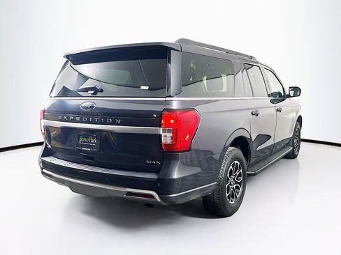 Used 2024 Ford Expedition Max XLT image 9