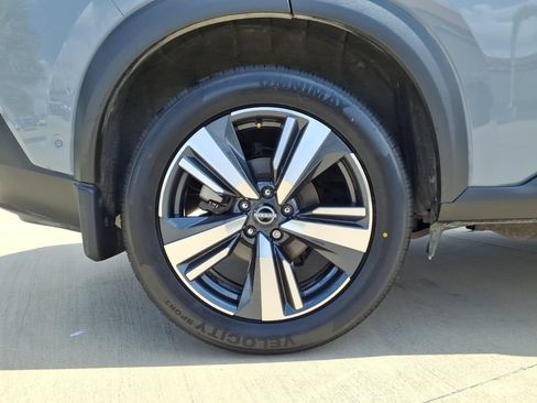 Used 2023 Nissan Rogue SL w/ SL Premium Package FWD image 20