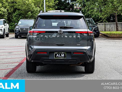 Used 2025 Nissan Pathfinder SV AWD/4WD image 13
