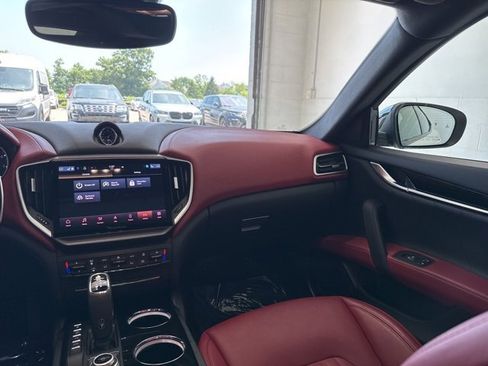 Used 2022 Maserati Ghibli Modena Q4 image 38