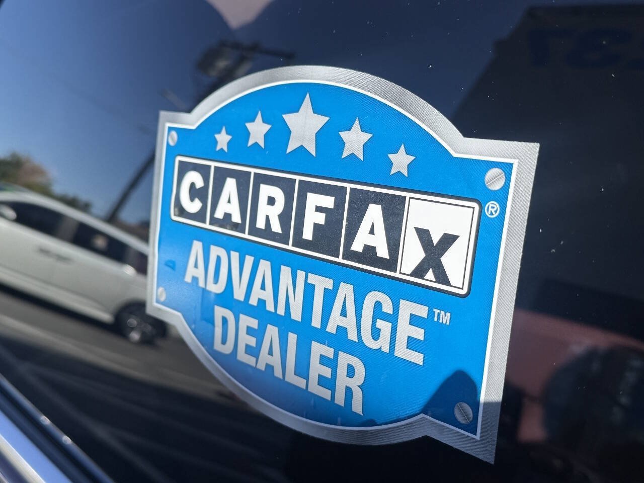 Used 2013 Toyota Avalon XLE Premium FWD image 18