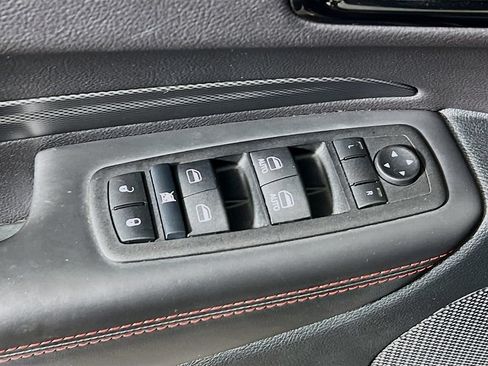 Used 2024 Dodge Durango GT AWD/4WD image 16