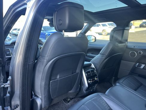 Used 2019 Land Rover Range Rover Sport HSE Dynamic image 34