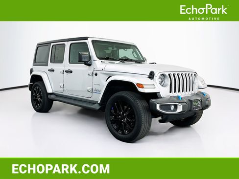 Used 2023 Jeep Wrangler Unlimited Sahara w/ Cold Weather Group AWD/4WD image 1