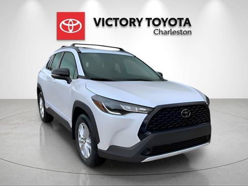 New 2025 Toyota Corolla Cross LE w/ Black Badges Package (TMS) image 8