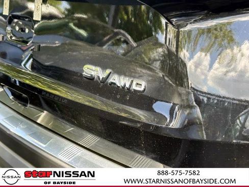 Certified 2022 Nissan Rogue SV w/ SV Premium Package AWD/4WD image 8