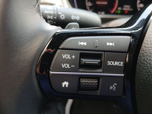 Used 2025 Honda Civic Sport image 11