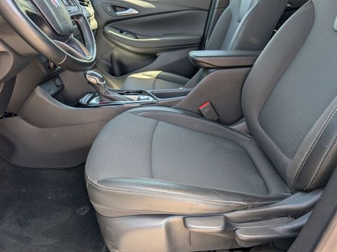 Used 2024 Buick Encore GX Preferred image 6