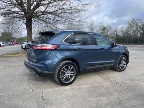 Used 2019 Ford Edge Titanium image 5
