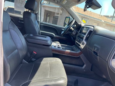 Used 2018 GMC Sierra 1500 SLT AWD/4WD image 17
