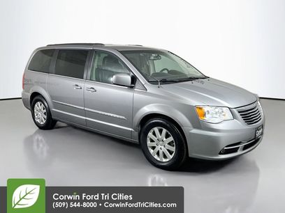 Used 2016 Chrysler Town & Country Touring w/ Driver Convenience Group