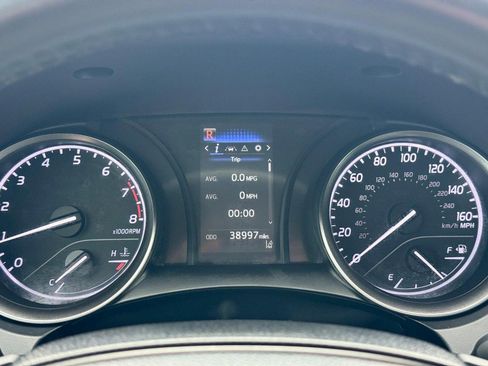 Certified 2022 Toyota Camry SE image 24