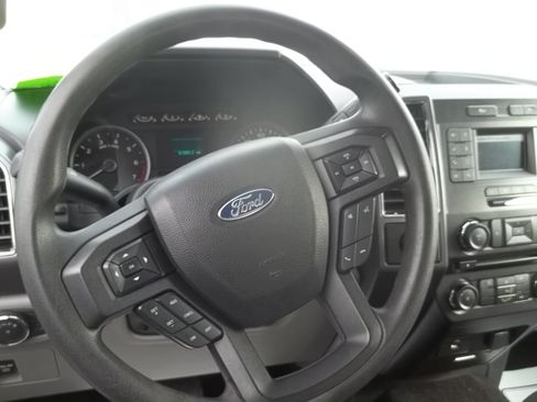 Used 2018 Ford F150 XLT AWD/4WD image 7