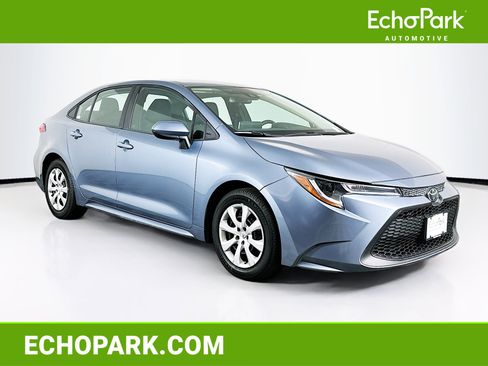 Used 2020 Toyota Corolla LE w/ Carpet Mat Package (TMS) FWD image 1