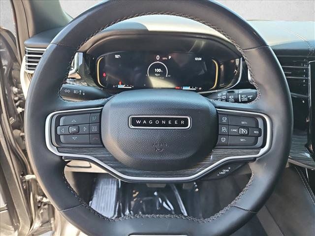 Used 2022 Jeep Wagoneer Series II w/ Premium Group I AWD/4WD image 13