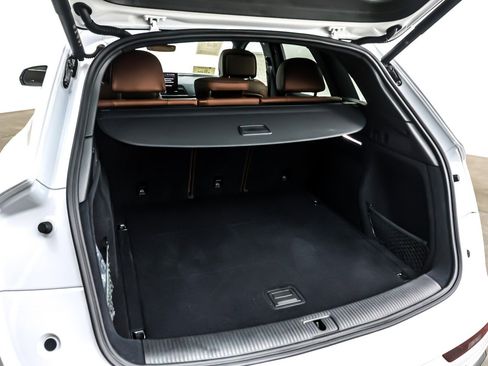 Used 2025 Audi Q5 2.0T Premium w/ Convenience Plus Package image 24