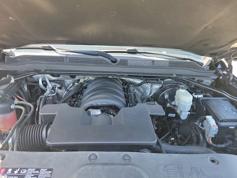 Used 2017 GMC Yukon XL Denali w/ Open Road Package AWD/4WD image 18