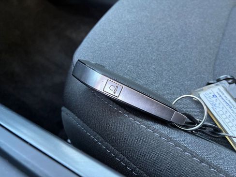 Used 2025 Kia K4 LXS image 24