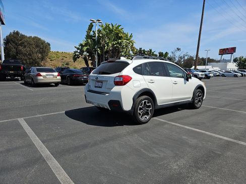 Used 2016 Subaru Crosstrek 2.0i Limited image 5