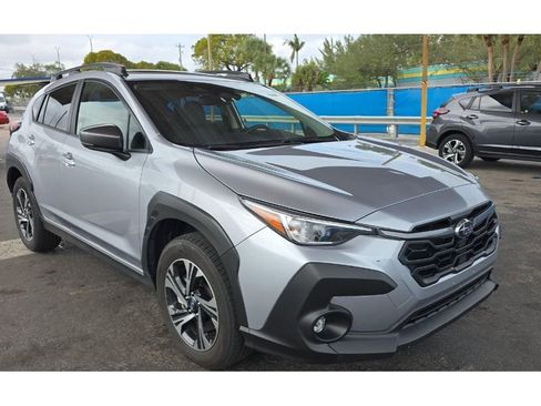 Used 2024 Subaru Crosstrek 2.0i Premium image 1