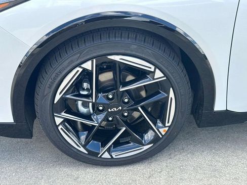New 2026 Kia K4 GT-Line image 4