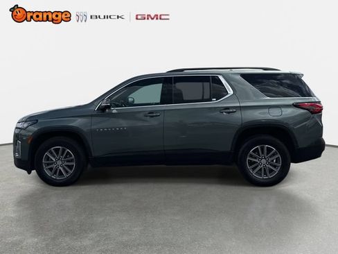 Used 2022 Chevrolet Traverse LT FWD image 6