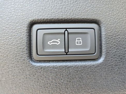 Used 2023 Audi Q5 2.0T Premium Plus image 16