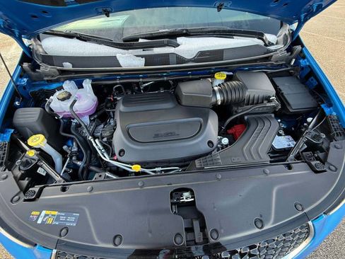 New 2026 Chrysler Pacifica Limited image 25