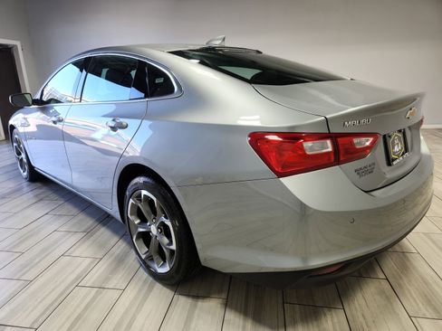 Used 2024 Chevrolet Malibu LT image 3