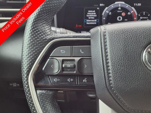 Used 2024 Toyota Tundra Limited AWD/4WD image 33