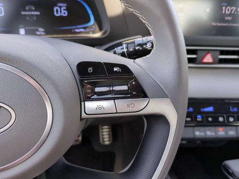 Certified 2026 Hyundai Elantra Sport FWD image 18