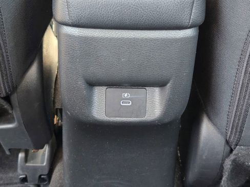 Used 2023 Nissan Versa SV image 22