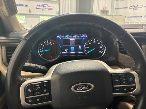 Used 2024 Ford Expedition Limited AWD/4WD image 21