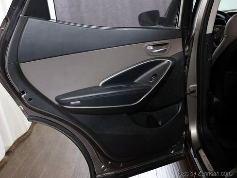 Used 2017 Hyundai Santa Fe Sport image 27