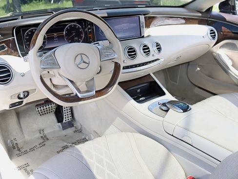 Used 2015 Mercedes-Benz S 550 4MATIC Coupe w/ Sport Package image 17