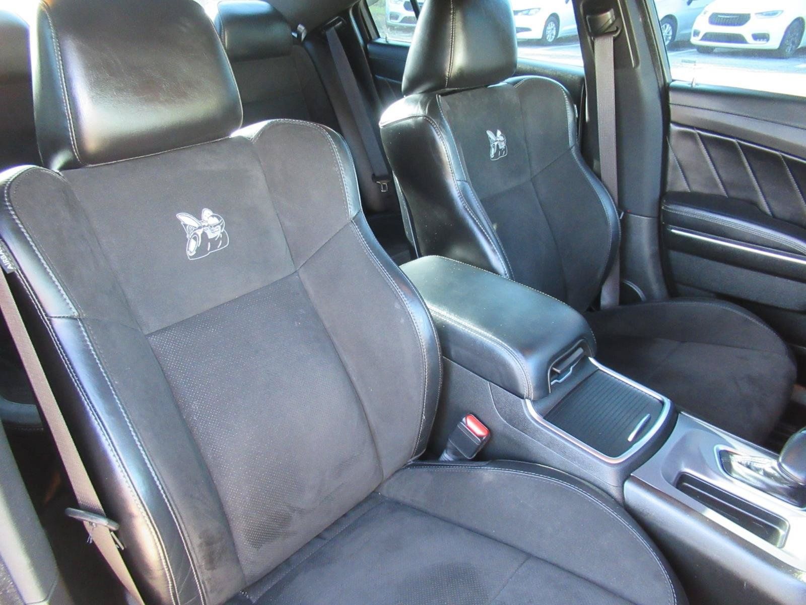 Used 2022 Dodge Charger Scat Pack w/ Plus Group RWD image 9