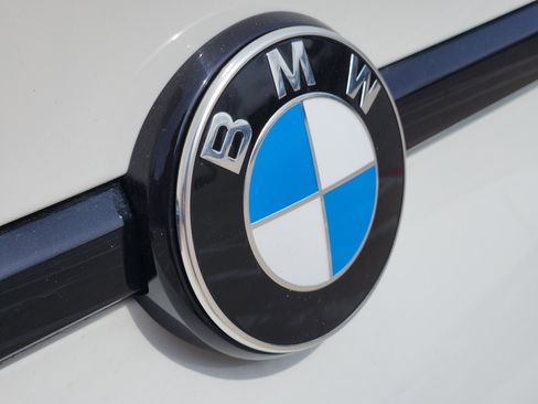 Used 2023 BMW 228i xDrive Gran Coupe w/ Dynamic Handling Package image 9